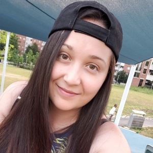 Meet your Posher, Paola